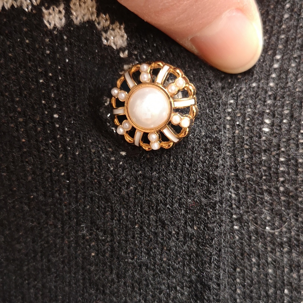 Heartloom Black Cardigan with White Bow Accents, M - Picture 3 of 4